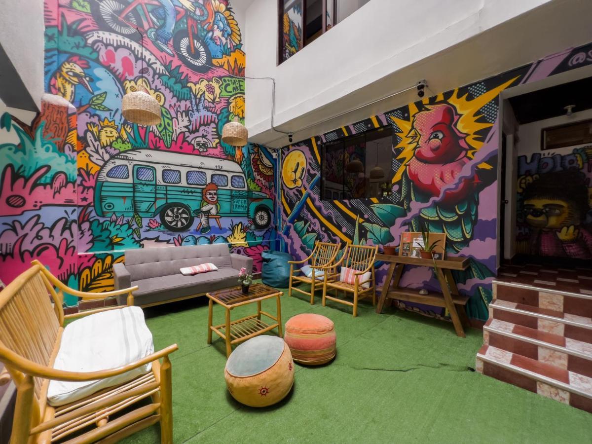 Supertramp Hostel Machupicchu Exterior photo